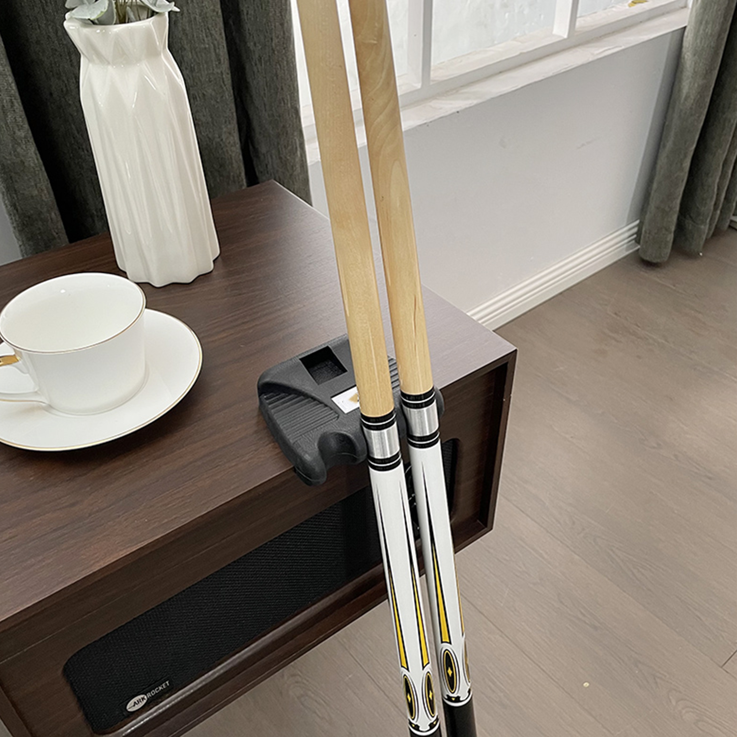 Portable Pool Cue Rack